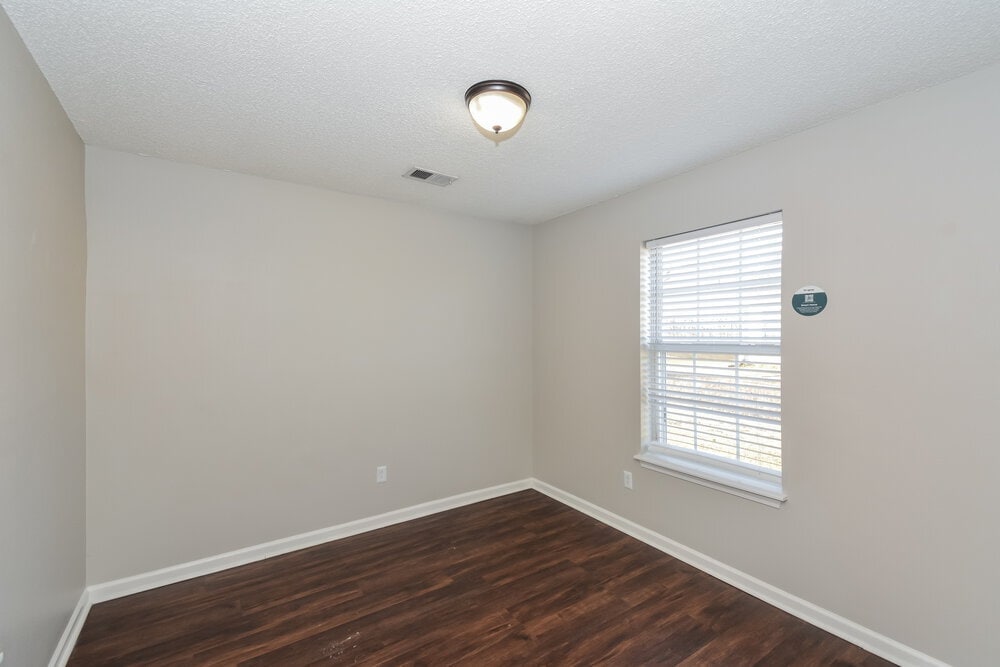 Building Photo - 306 Hank Aaron Cove