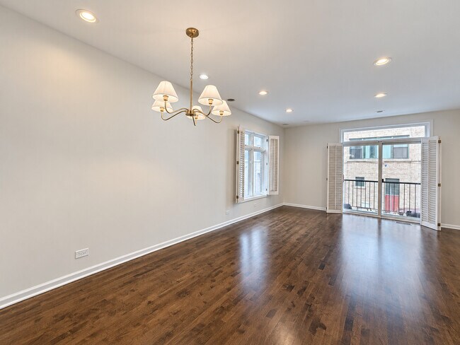 Building Photo - 1351 W Altgeld St