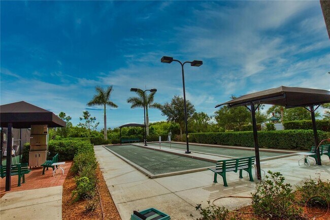 Building Photo - 10031 Crooked Crk Dr