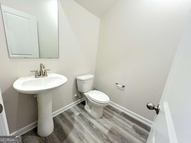 Building Photo - 4113 Oakwood Ter Ct
