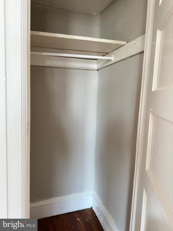 Building Photo - 1422 S Patton St