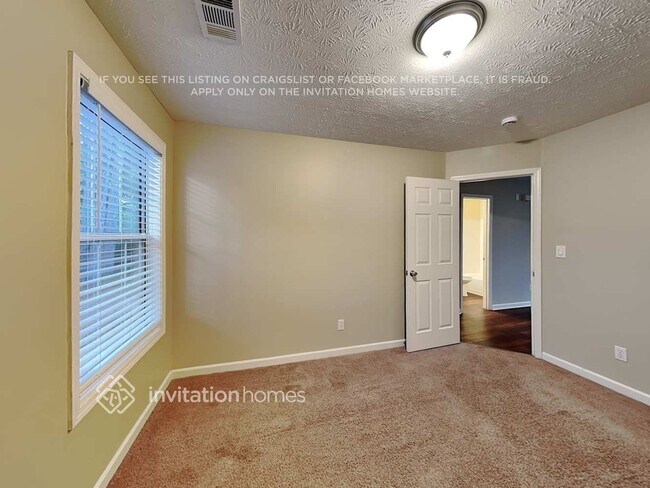 Building Photo - 740 Avening Ct