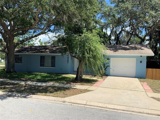 Building Photo - 14597 Vista Ln