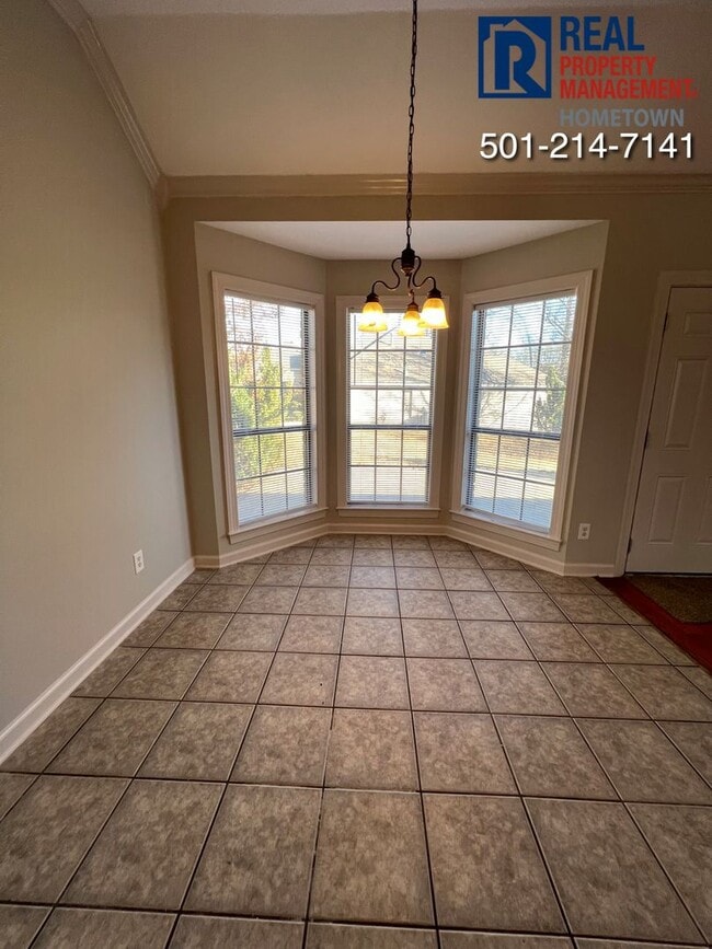 Building Photo - 198 Deauville Dr