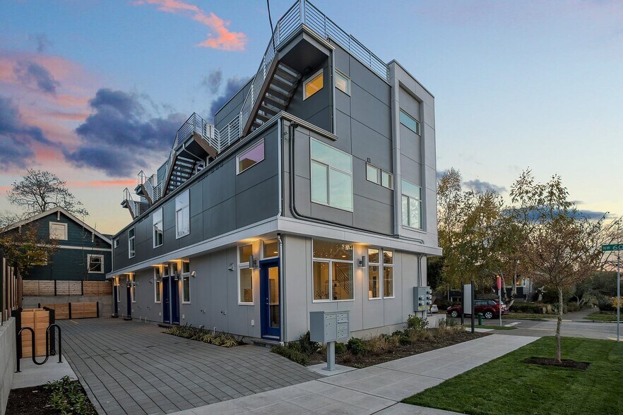 Building Photo - 1554 NW 60th St