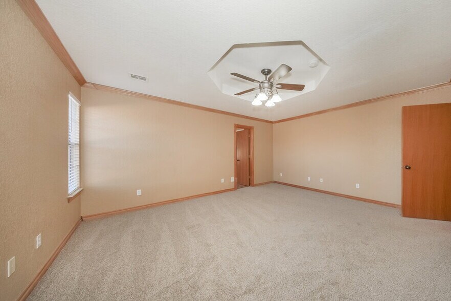 Building Photo - 2648 Grey Stone