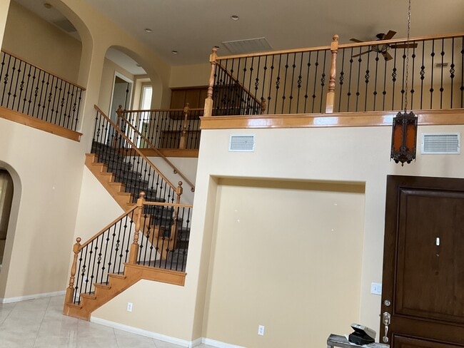 Building Photo - 8472 Elche Ct
