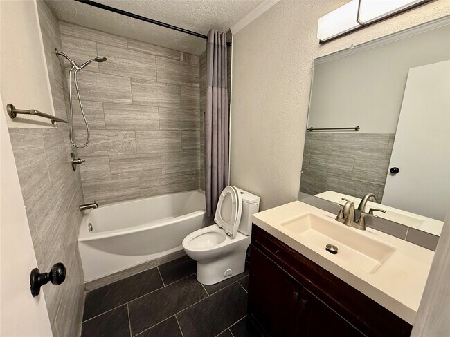 Building Photo - 20407 Fox Haven Ln