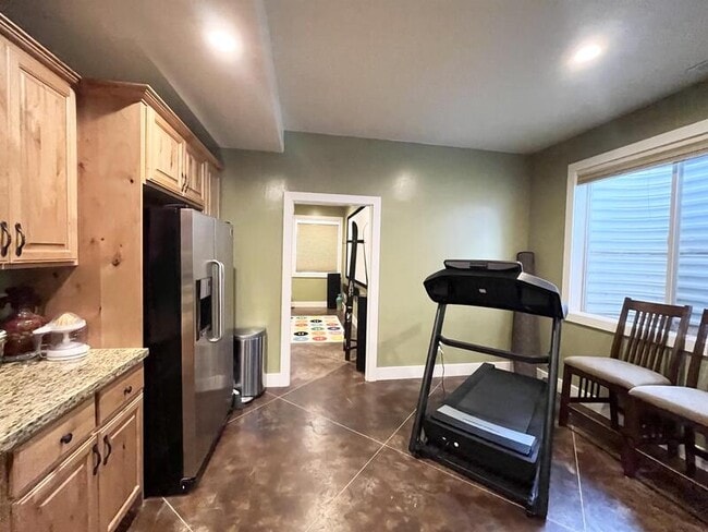 Building Photo - 2035 Quartzridge Dr