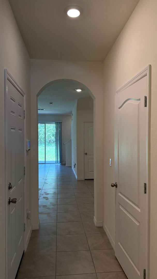 Building Photo - Discover the Charm of Feltrim Reserve! No ...