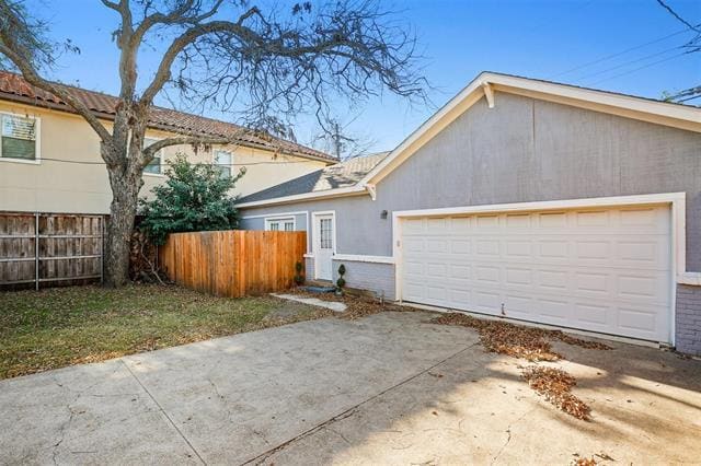 Building Photo - 5227 Homer St