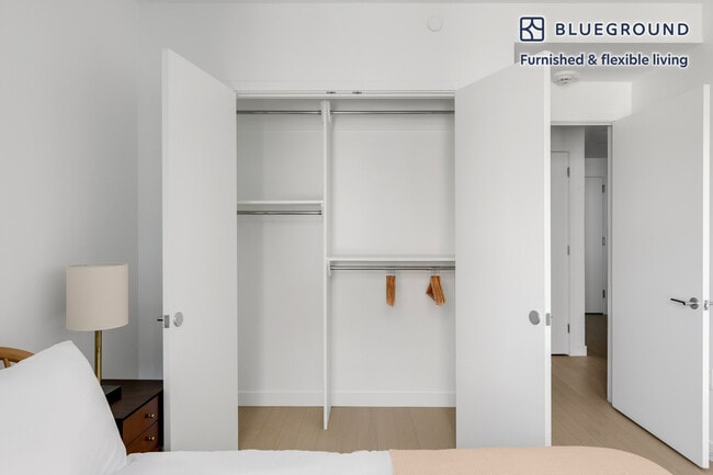 Building Photo - 370 Harrison Ave