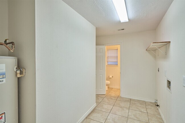 Building Photo - 11616 Timberwild St