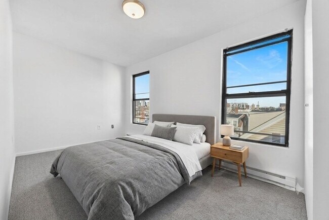 Building Photo - 159 Dorchester St