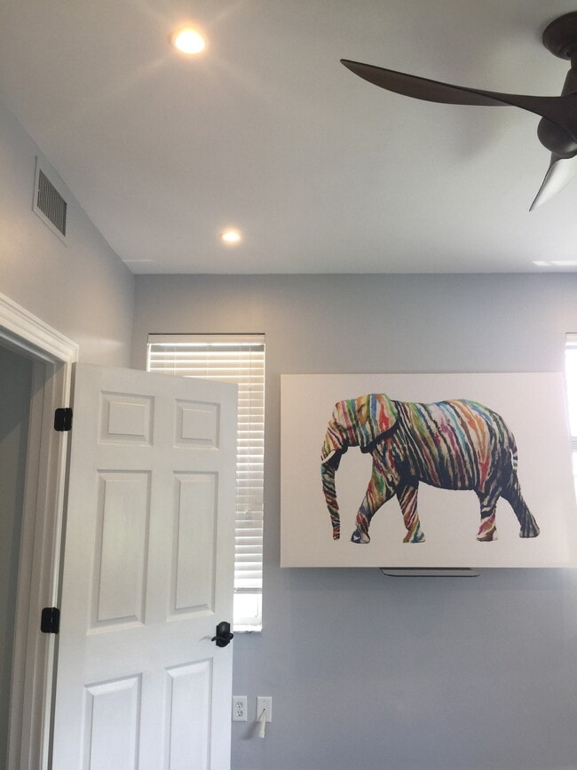 Building Photo - 1180 Reserve Way