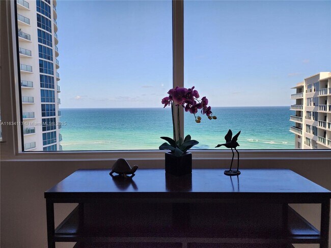 Building Photo - 3505 S Ocean Dr