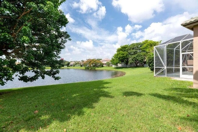 Building Photo - 1232 Avondale Ln