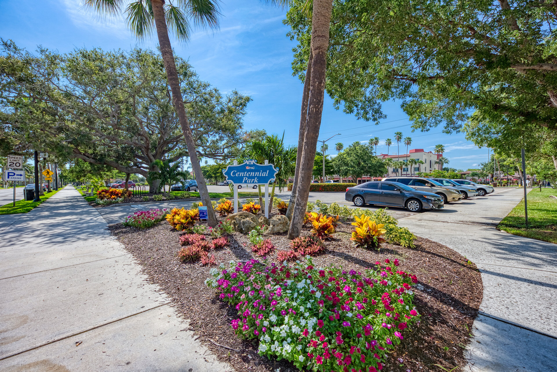 Building Photo - 748 Ravello Blvd