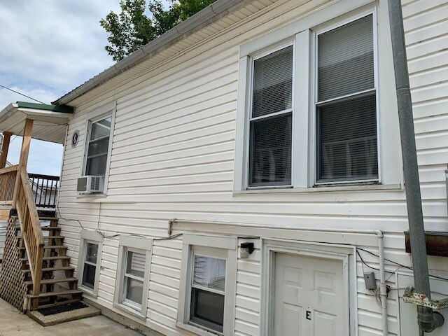 Building Photo - 41 Mill St