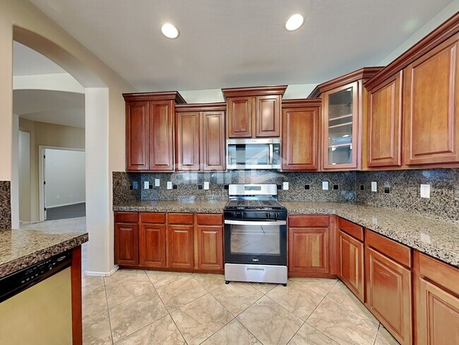 Building Photo - 7307 S 73rd Dr