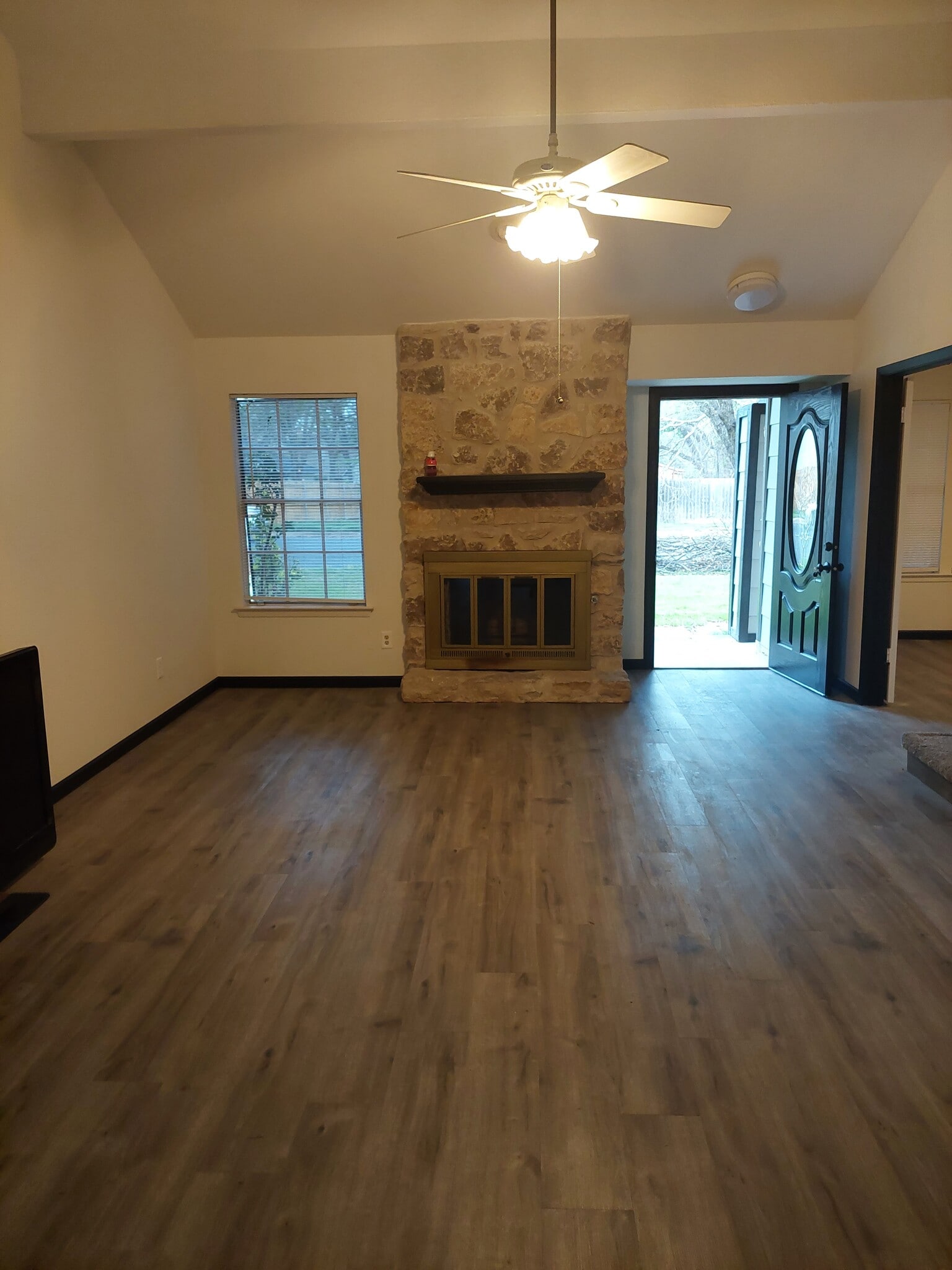 Building Photo - 7916 Copano Dr