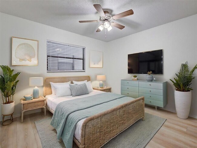 Building Photo - 7237 Cloister Dr