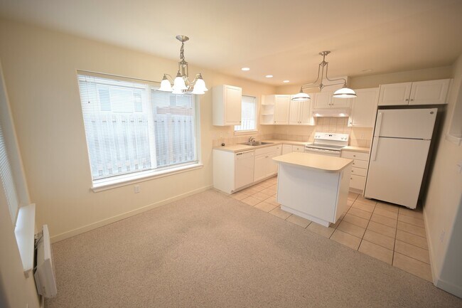 Building Photo - 2 bed 2 bath in Sequim
