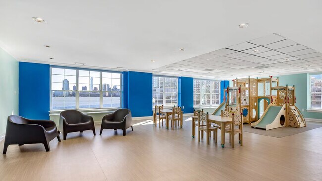 Building Photo - 444 Washington Blvd