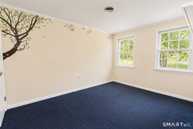 Building Photo - 50 Fox Den Rd