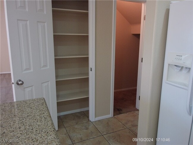 Building Photo - 6211 Sugartree Ave