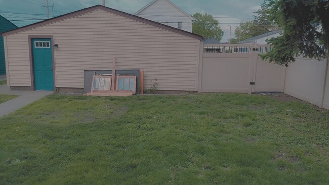 BACK YARD - 2705 Barth Ave