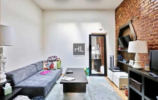 Building Photo - EAST 73 STREET