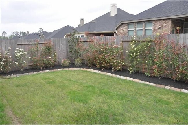 Building Photo - 8161 Tranquil Lake Way