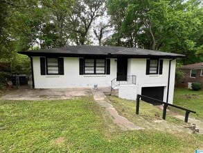 Building Photo - 252 Westwood Dr