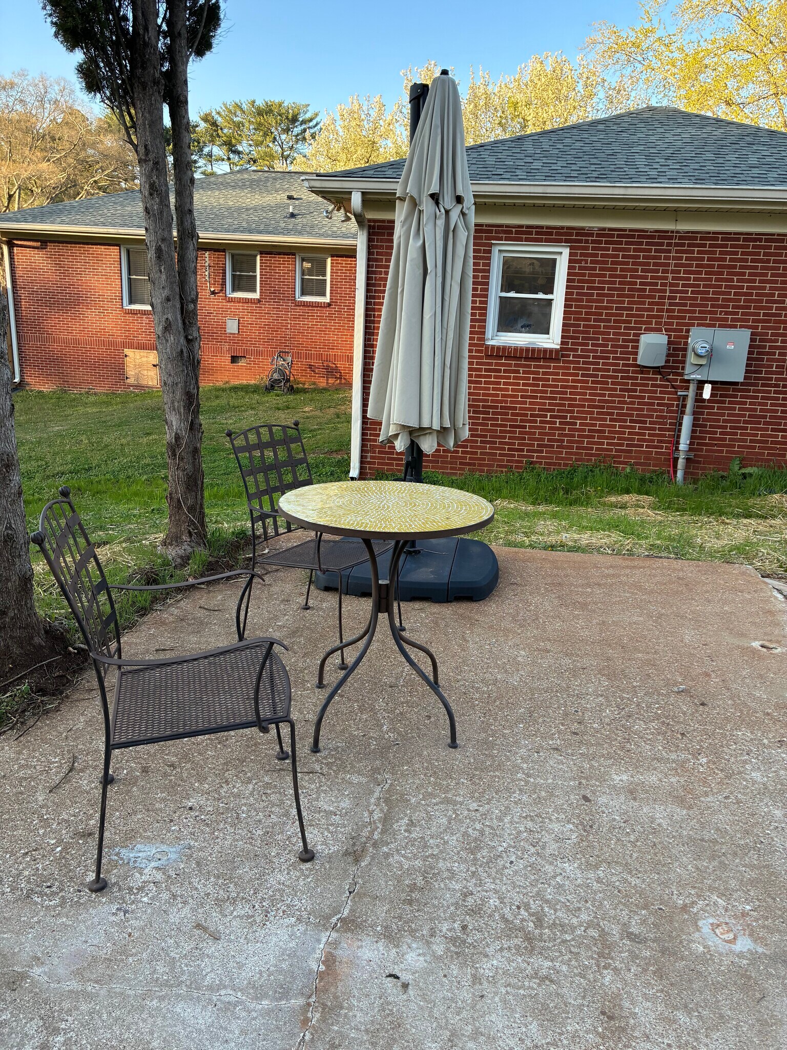 Building Photo - 6946 Hickory View Ln