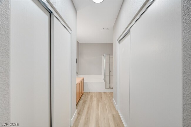 Building Photo - 673 Peachy Canyon Cir