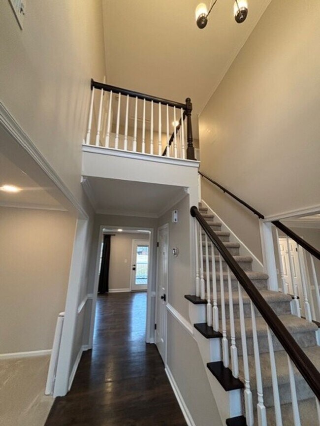 Building Photo - Cypress Point