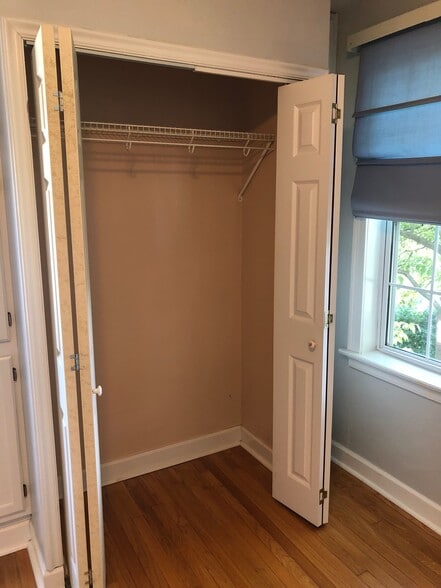 Bedroom 2 closet - 6959 Pernod Ave