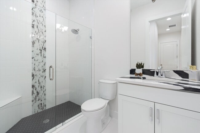 Building Photo - 13211 Artisan Cir
