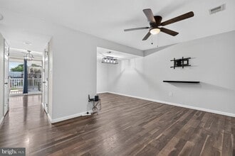 Building Photo - 8808 Eureka Ln