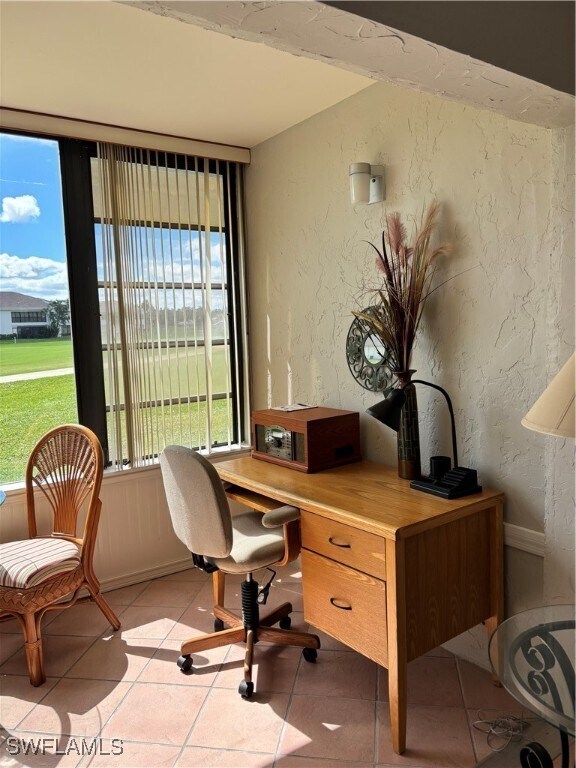 Building Photo - 1624 Pine Valley Dr