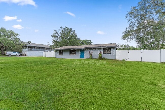 Building Photo - 6121 N Falkenburg Rd