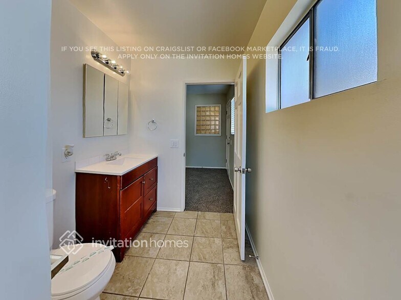 Building Photo - 7046 Murietta Ave