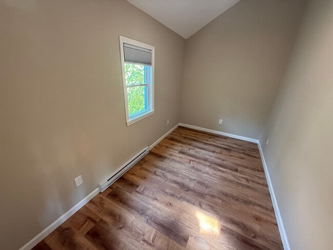 Building Photo - 454 Winnacunnet Rd