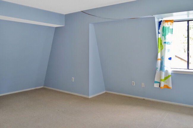 Building Photo - 106 Mallard Dr