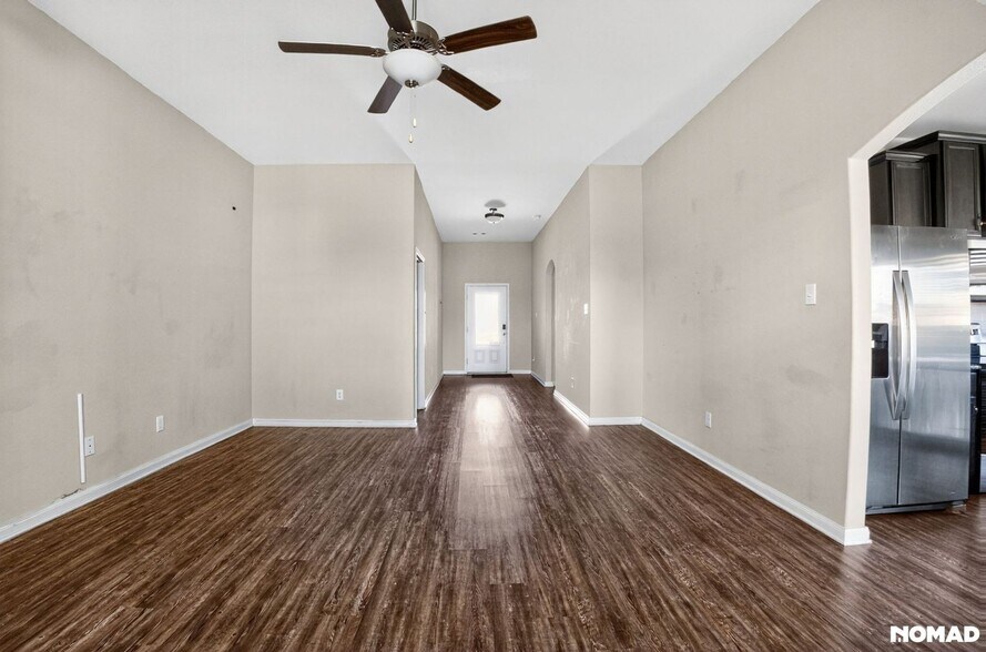 Building Photo - 1829 Tyne Way