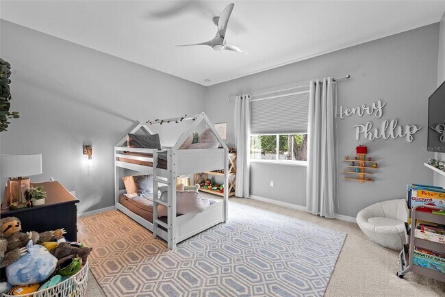 Building Photo - 3624 S Gardenia Ave