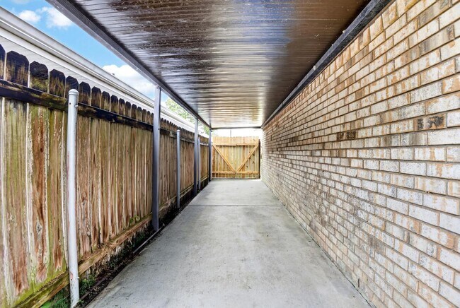 Building Photo - 5316 Loring Dr