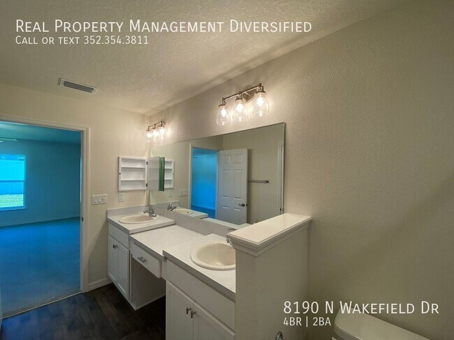 Building Photo - 8190 N Wakefield Dr