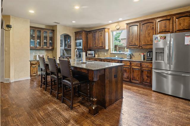 Building Photo - 5318 Shoshone Dr